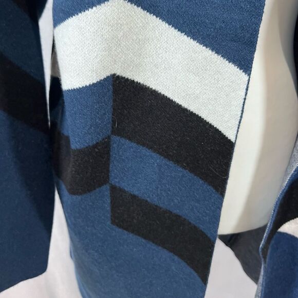 Autumn Skye blue black and white knit cardigan sweater size medium NWT - Picture 2 of 7